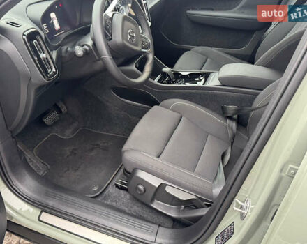 Зеленый Вольво XC40, объемом двигателя 0 л и пробегом 69 тыс. км за 23300 $, фото 21 на Automoto.ua