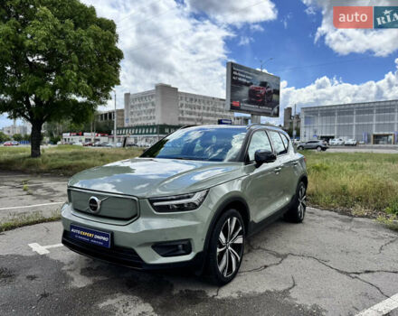 Зеленый Вольво XC40, объемом двигателя 0 л и пробегом 40 тыс. км за 29500 $, фото 1 на Automoto.ua