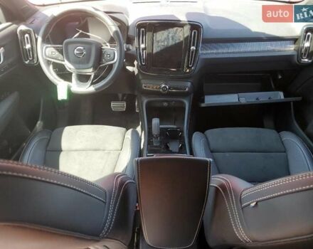 Помаранчевий Вольво XC40, об'ємом двигуна 0 л та пробігом 38 тис. км за 11000 $, фото 7 на Automoto.ua