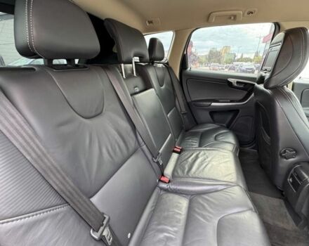 Белый Вольво ХС60, объемом двигателя 2.4 л и пробегом 230 тыс. км за 4300 $, фото 7 на Automoto.ua