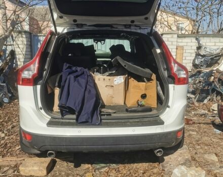 Белый Вольво ХС60, объемом двигателя 2.95 л и пробегом 190 тыс. км за 3300 $, фото 4 на Automoto.ua