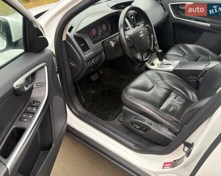 Білий Вольво ХС60, об'ємом двигуна 2.4 л та пробігом 297 тис. км за 12500 $, фото 7 на Automoto.ua