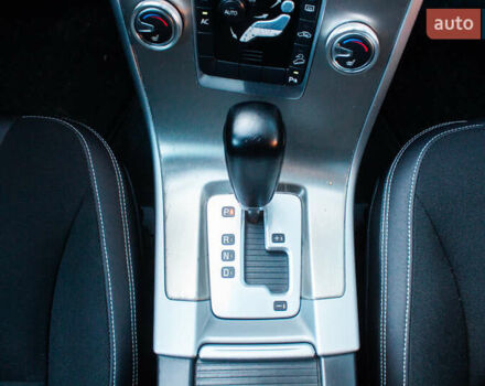 Белый Вольво ХС60, объемом двигателя 2.4 л и пробегом 215 тыс. км за 15200 $, фото 24 на Automoto.ua