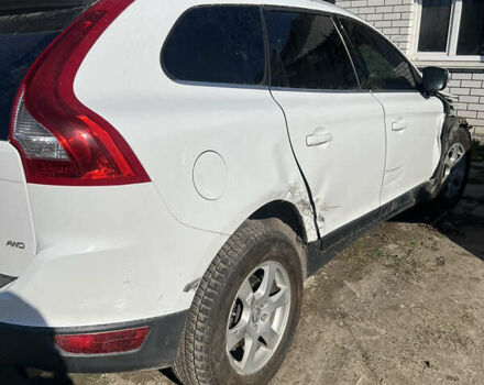 Белый Вольво ХС60, объемом двигателя 3.2 л и пробегом 222 тыс. км за 7500 $, фото 6 на Automoto.ua