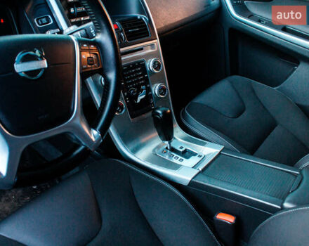 Белый Вольво ХС60, объемом двигателя 2.4 л и пробегом 215 тыс. км за 15200 $, фото 15 на Automoto.ua