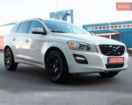 Белый Вольво ХС60, объемом двигателя 2.4 л и пробегом 215 тыс. км за 15200 $, фото 27 на Automoto.ua
