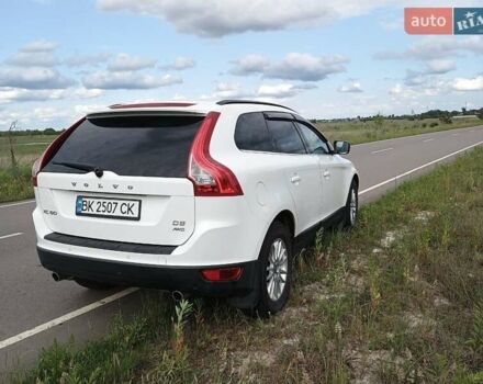Белый Вольво ХС60, объемом двигателя 2.4 л и пробегом 204 тыс. км за 15200 $, фото 13 на Automoto.ua