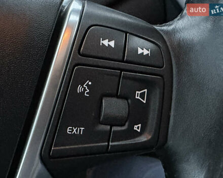 Белый Вольво ХС60, объемом двигателя 2.4 л и пробегом 236 тыс. км за 15990 $, фото 24 на Automoto.ua