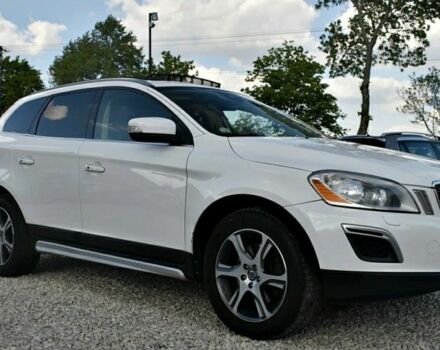 Белый Вольво ХС60, объемом двигателя 2.4 л и пробегом 220 тыс. км за 4700 $, фото 2 на Automoto.ua