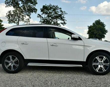 Белый Вольво ХС60, объемом двигателя 2.4 л и пробегом 220 тыс. км за 4700 $, фото 6 на Automoto.ua