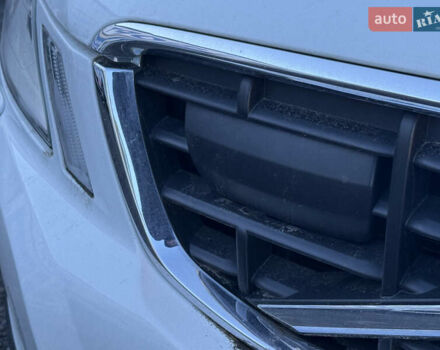Білий Вольво ХС60, об'ємом двигуна 2.4 л та пробігом 157 тис. км за 15999 $, фото 19 на Automoto.ua