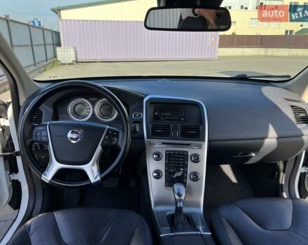 Белый Вольво ХС60, объемом двигателя 2.4 л и пробегом 240 тыс. км за 13999 $, фото 31 на Automoto.ua