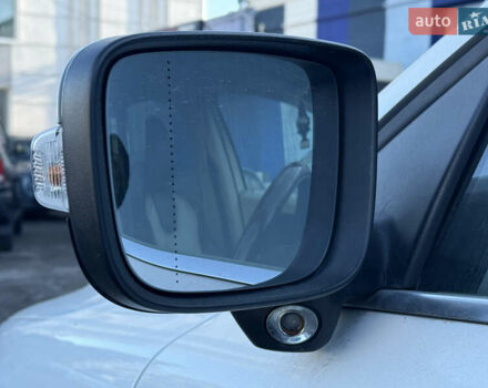 Білий Вольво ХС60, об'ємом двигуна 2.4 л та пробігом 157 тис. км за 15999 $, фото 23 на Automoto.ua