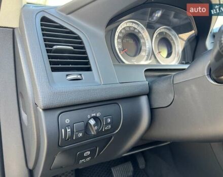 Белый Вольво ХС60, объемом двигателя 2.4 л и пробегом 240 тыс. км за 13999 $, фото 36 на Automoto.ua