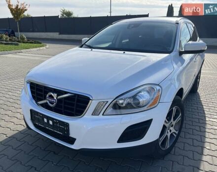 Белый Вольво ХС60, объемом двигателя 2.4 л и пробегом 240 тыс. км за 13999 $, фото 11 на Automoto.ua