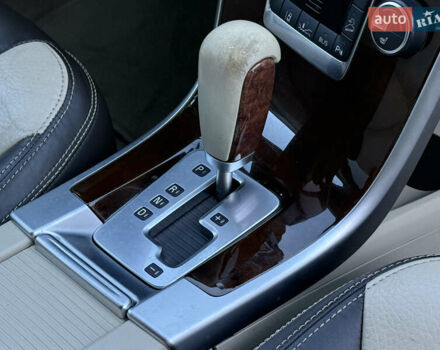 Білий Вольво ХС60, об'ємом двигуна 2.4 л та пробігом 157 тис. км за 15999 $, фото 51 на Automoto.ua