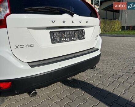 Белый Вольво ХС60, объемом двигателя 2.4 л и пробегом 240 тыс. км за 13999 $, фото 28 на Automoto.ua