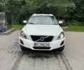Белый Вольво ХС60, объемом двигателя 2.95 л и пробегом 295 тыс. км за 13500 $, фото 1 на Automoto.ua