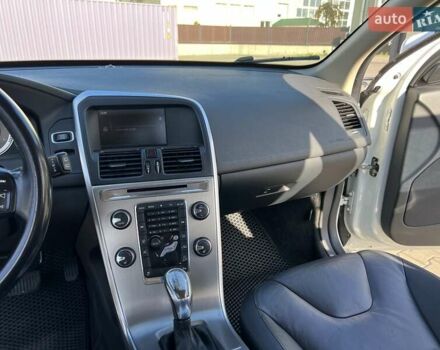 Белый Вольво ХС60, объемом двигателя 2.4 л и пробегом 240 тыс. км за 13999 $, фото 32 на Automoto.ua