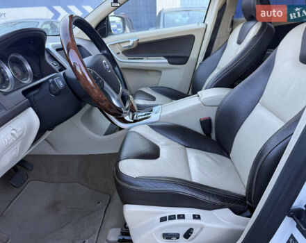 Білий Вольво ХС60, об'ємом двигуна 2.4 л та пробігом 157 тис. км за 15999 $, фото 29 на Automoto.ua