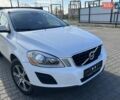 Белый Вольво ХС60, объемом двигателя 2.4 л и пробегом 240 тыс. км за 13999 $, фото 3 на Automoto.ua