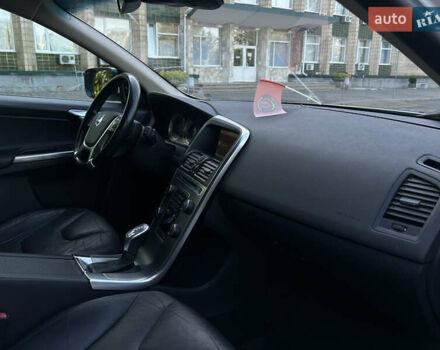 Білий Вольво ХС60, об'ємом двигуна 2.4 л та пробігом 218 тис. км за 13499 $, фото 22 на Automoto.ua