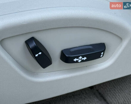 Білий Вольво ХС60, об'ємом двигуна 2.4 л та пробігом 157 тис. км за 15999 $, фото 46 на Automoto.ua