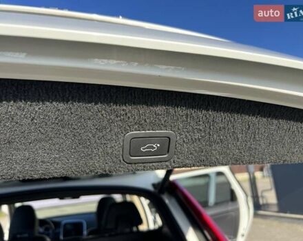 Белый Вольво ХС60, объемом двигателя 2.4 л и пробегом 240 тыс. км за 13999 $, фото 53 на Automoto.ua