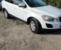 Белый Вольво ХС60, объемом двигателя 2.4 л и пробегом 320 тыс. км за 13000 $, фото 3 на Automoto.ua
