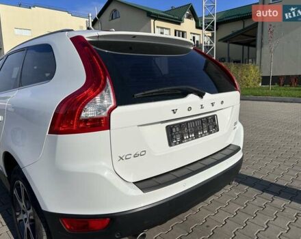 Белый Вольво ХС60, объемом двигателя 2.4 л и пробегом 240 тыс. км за 13999 $, фото 24 на Automoto.ua