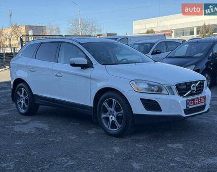Білий Вольво ХС60, об'ємом двигуна 2.4 л та пробігом 157 тис. км за 15999 $, фото 6 на Automoto.ua