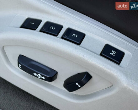 Білий Вольво ХС60, об'ємом двигуна 2.4 л та пробігом 157 тис. км за 15999 $, фото 58 на Automoto.ua