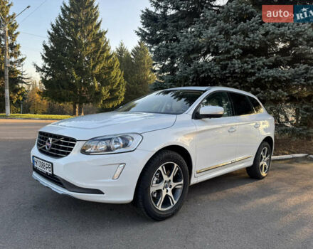 Білий Вольво ХС60, об'ємом двигуна 3 л та пробігом 202 тис. км за 14200 $, фото 3 на Automoto.ua