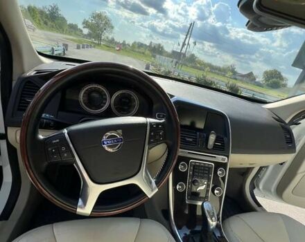Білий Вольво ХС60, об'ємом двигуна 2.4 л та пробігом 208 тис. км за 18600 $, фото 12 на Automoto.ua