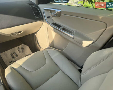 Білий Вольво ХС60, об'ємом двигуна 3 л та пробігом 202 тис. км за 14200 $, фото 29 на Automoto.ua