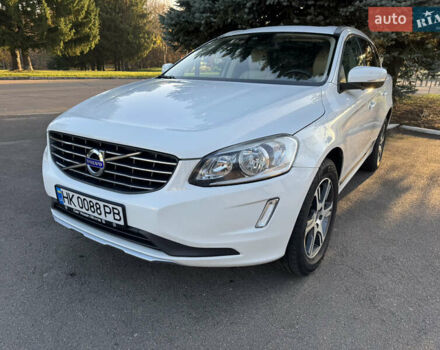 Білий Вольво ХС60, об'ємом двигуна 3 л та пробігом 202 тис. км за 14200 $, фото 17 на Automoto.ua