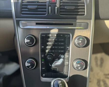 Білий Вольво ХС60, об'ємом двигуна 3 л та пробігом 202 тис. км за 14200 $, фото 21 на Automoto.ua