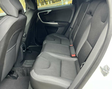 Белый Вольво ХС60, объемом двигателя 2 л и пробегом 238 тыс. км за 17500 $, фото 46 на Automoto.ua