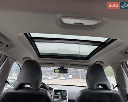 Белый Вольво ХС60, объемом двигателя 2.4 л и пробегом 288 тыс. км за 18700 $, фото 20 на Automoto.ua