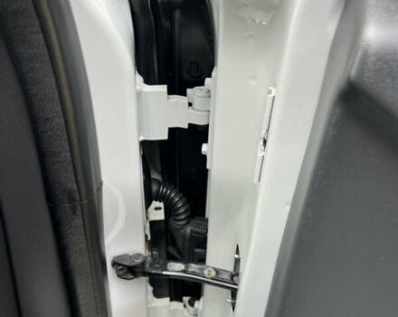 Белый Вольво ХС60, объемом двигателя 2 л и пробегом 238 тыс. км за 17500 $, фото 38 на Automoto.ua