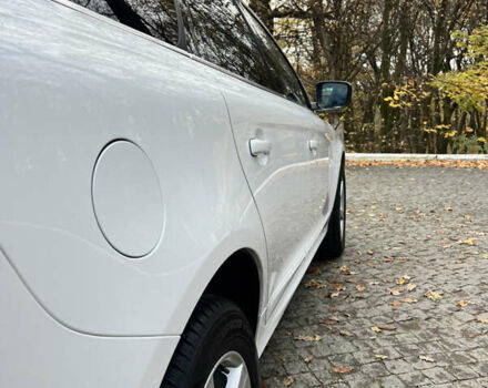 Белый Вольво ХС60, объемом двигателя 2 л и пробегом 238 тыс. км за 17500 $, фото 15 на Automoto.ua