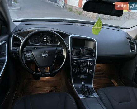 Белый Вольво ХС60, объемом двигателя 1.98 л и пробегом 480 тыс. км за 9350 $, фото 23 на Automoto.ua