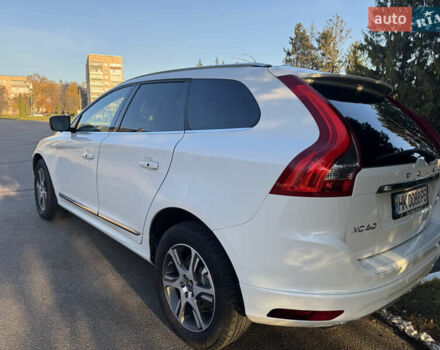Білий Вольво ХС60, об'ємом двигуна 3 л та пробігом 202 тис. км за 14200 $, фото 6 на Automoto.ua