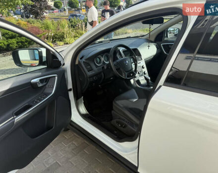 Білий Вольво ХС60, об'ємом двигуна 2.4 л та пробігом 202 тис. км за 15300 $, фото 7 на Automoto.ua
