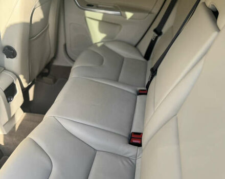 Білий Вольво ХС60, об'ємом двигуна 3 л та пробігом 202 тис. км за 14200 $, фото 32 на Automoto.ua