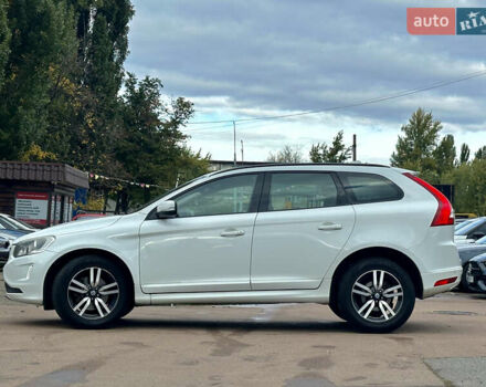 Белый Вольво ХС60, объемом двигателя 2.4 л и пробегом 244 тыс. км за 18500 $, фото 1 на Automoto.ua