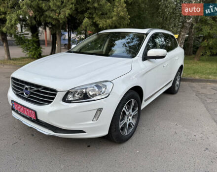 Белый Вольво ХС60, объемом двигателя 3 л и пробегом 200 тыс. км за 14300 $, фото 1 на Automoto.ua