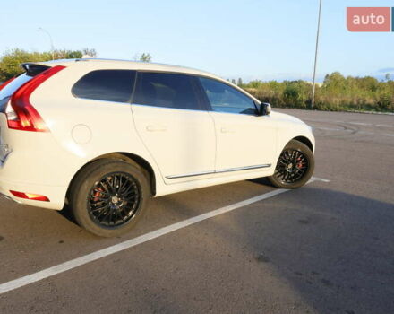 Вольво ХС60 2014 в Ровно на Automoto.ua Белый Вольво ХС60, объемом двигателя 2.4 л и пробегом 248 тыс. км за 21500 $, фото 10 на Automoto.ua