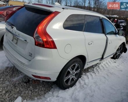 Белый Вольво ХС60, объемом двигателя 2.95 л и пробегом 59 тыс. км за 3000 $, фото 2 на Automoto.ua