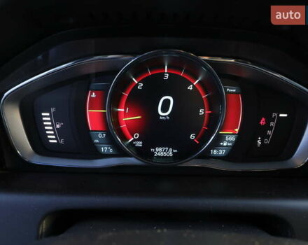 Вольво ХС60 2014 в Ровно на Automoto.ua Белый Вольво ХС60, объемом двигателя 2.4 л и пробегом 248 тыс. км за 21500 $, фото 14 на Automoto.ua